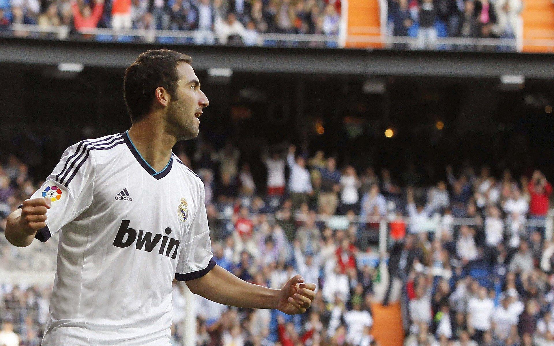 亚马尔世预赛突发背部不适提前离场 每体确认球员赛后情况稳定无虞